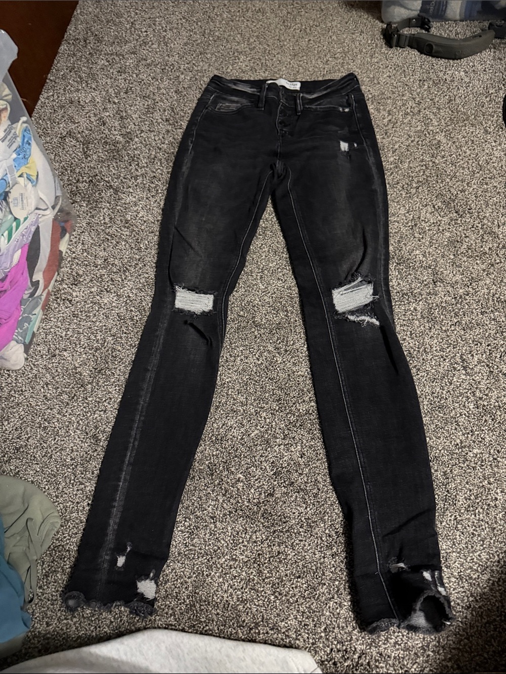 Women's Black Distressed Skinny Jeans - Classic Stretch Fit